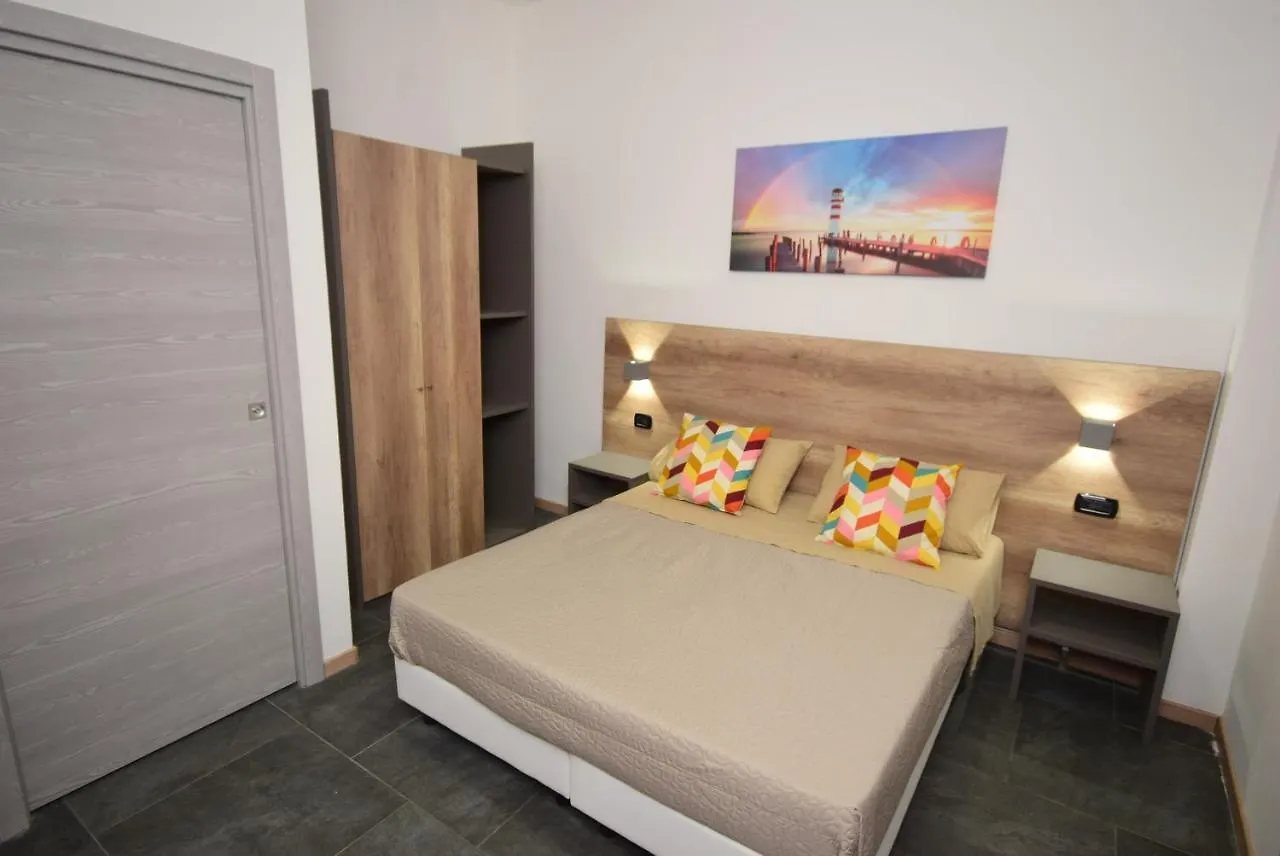 Hotel Crisvan Rimini 3*,